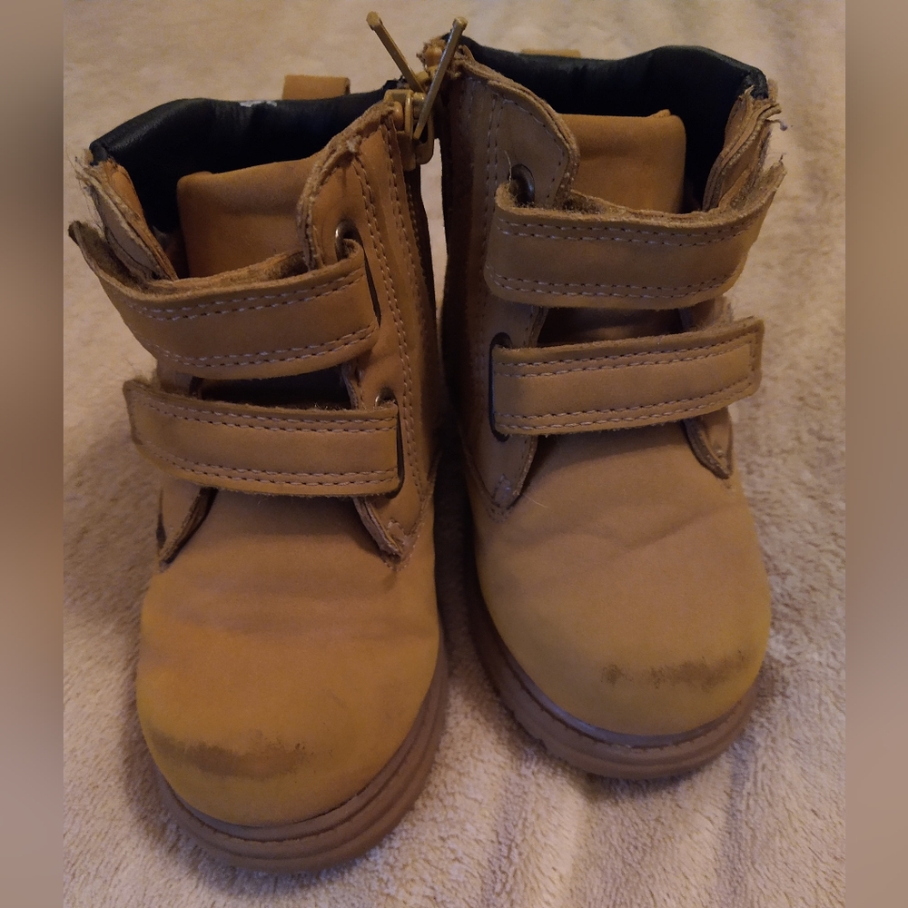 Wonder Nation Tan Velcro Strap Boots